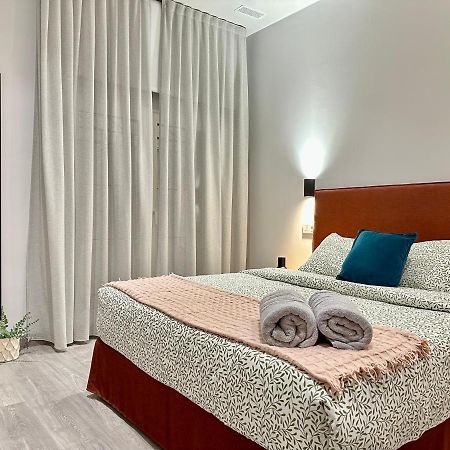 Suites 18 - Hostatel Гранада Екстериор снимка
