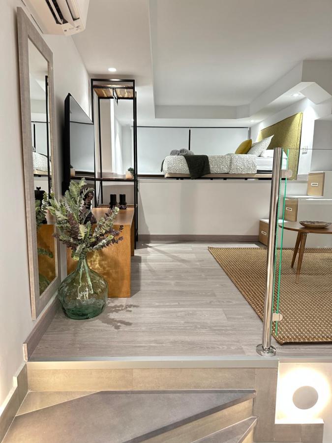 Suites 18 - Hostatel Гранада Екстериор снимка