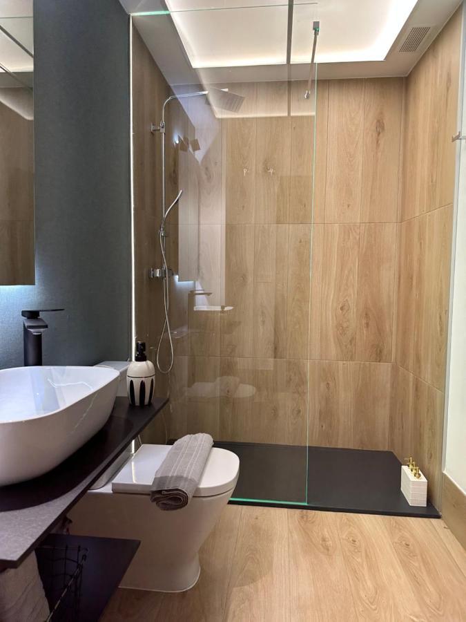 Suites 18 - Hostatel Гранада Екстериор снимка