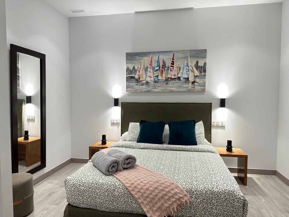 Suites 18 - Hostatel Гранада Екстериор снимка