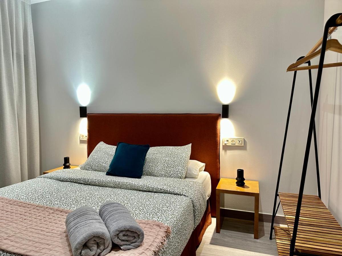Suites 18 - Hostatel Гранада Екстериор снимка